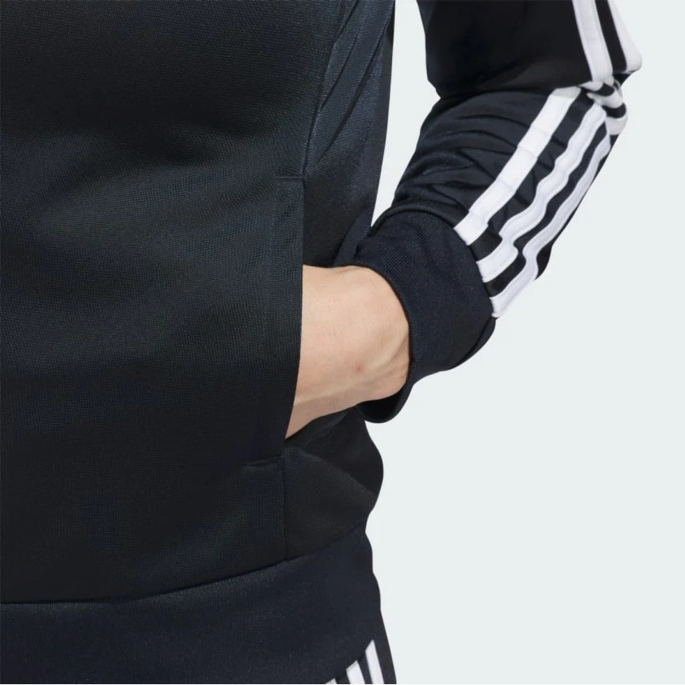 BNWT Women's Adidas Essentials Warm-Up Slim 3-Stripes Track Jacket! - Picture 5 of 5